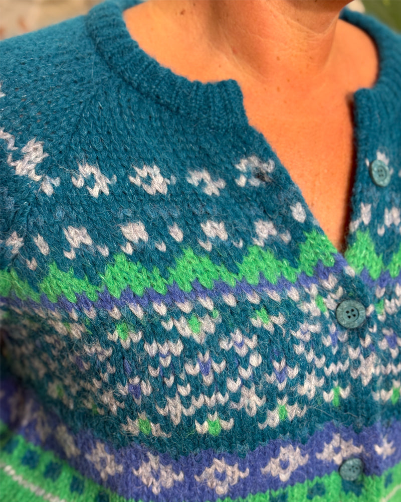 AIKUSS farbige Wollweste EMILIA GREEN TEAL aus Alpaka