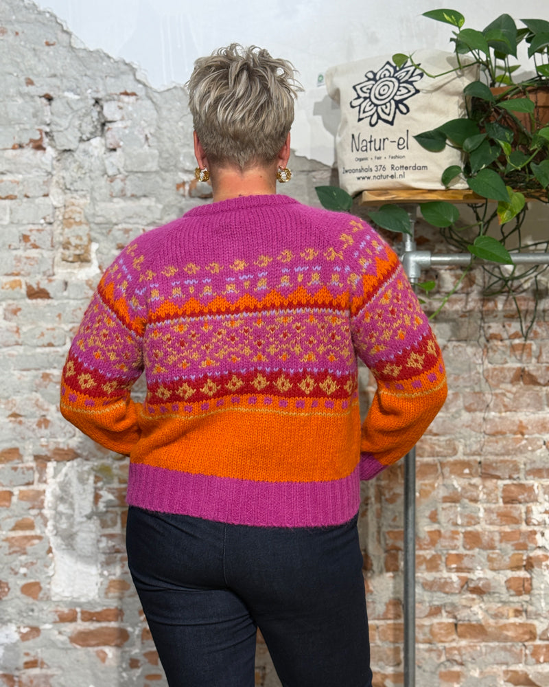 AIKUSS gekleurd wollen vest EMILIA FUCHSIA van alpaca