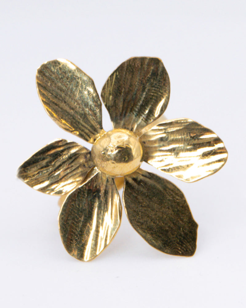 ANUKOO fairtrade ring BIG FLOWER verguld messing