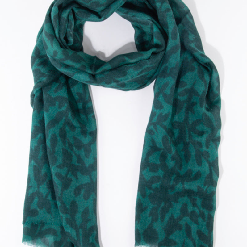 ANUKOO sjaal omslagdoek 100% wol met print FLOWERS GREEN