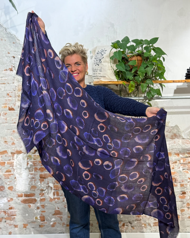ANUKOO sjaal omslagdoek 100% wol met print WATERDROPS