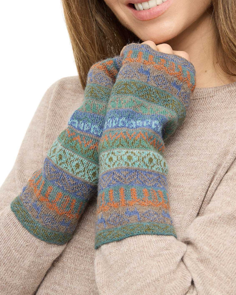 APU KUNTUR Handstulpen aus 100% Baby Alpaka TAMIA AQUA