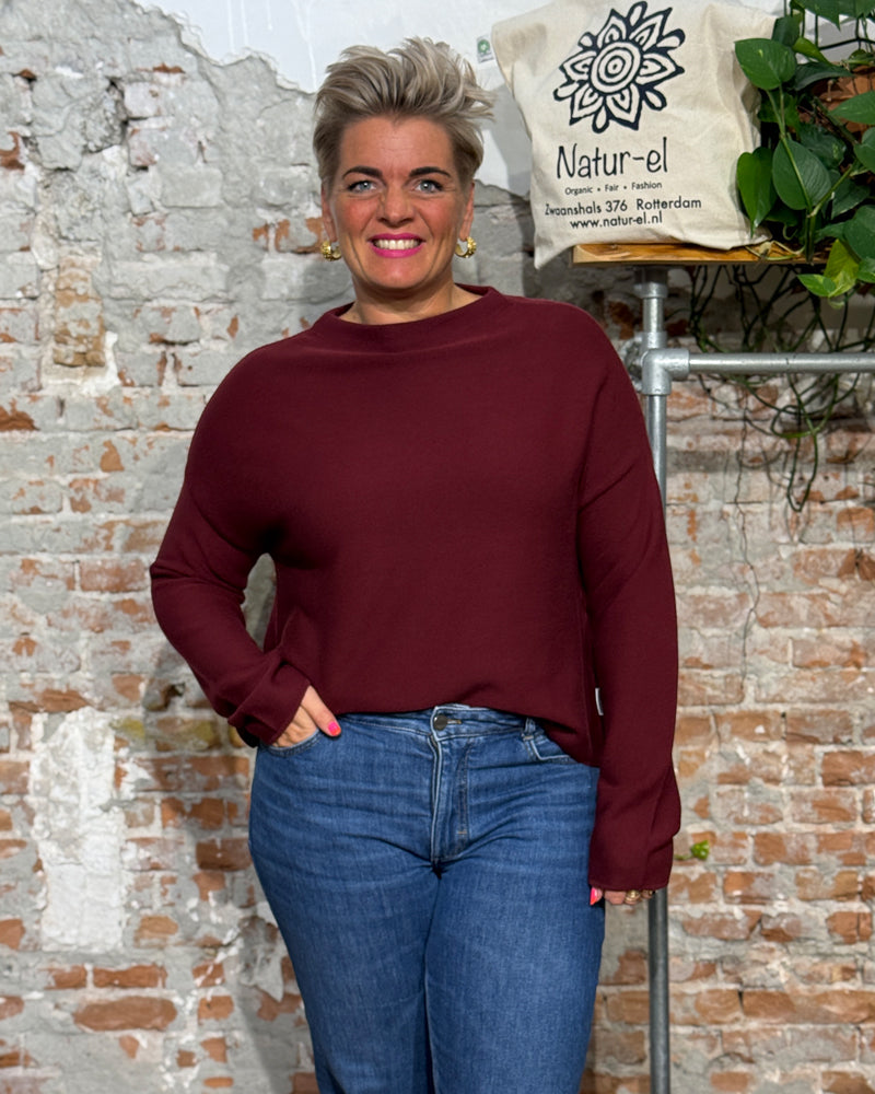 ARMEDANGELS boothals trui MERINAA VELVET RED biologisch katoen