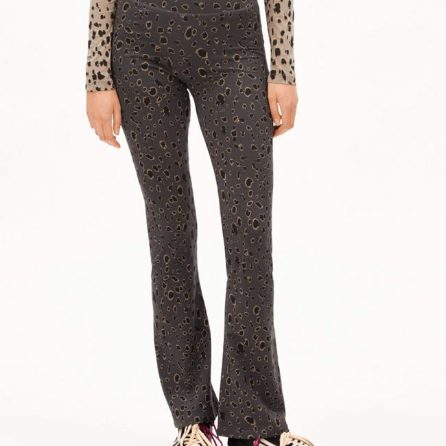 ARMEDANGELS flared legging REHMA LEO biologisch katoen