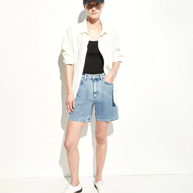 ARMEDANGELS korte jeans broek SHEAARI LIGHT DENIM