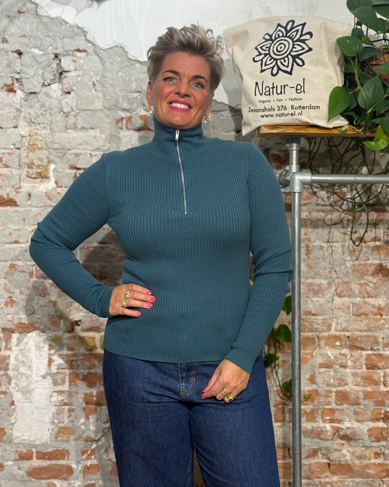 ARMEDANGELS VERA PETROL organic cotton ribbed zip sweater