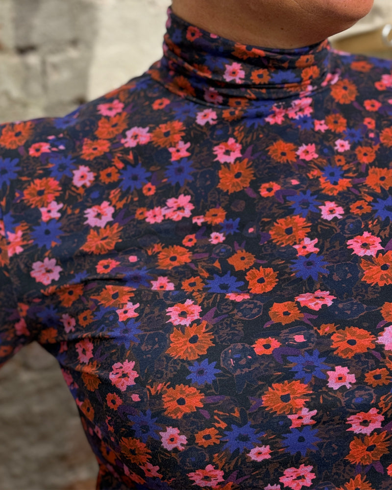 ANUKOO Shirt Fledermausarm LIV HIMBEERE Tencel