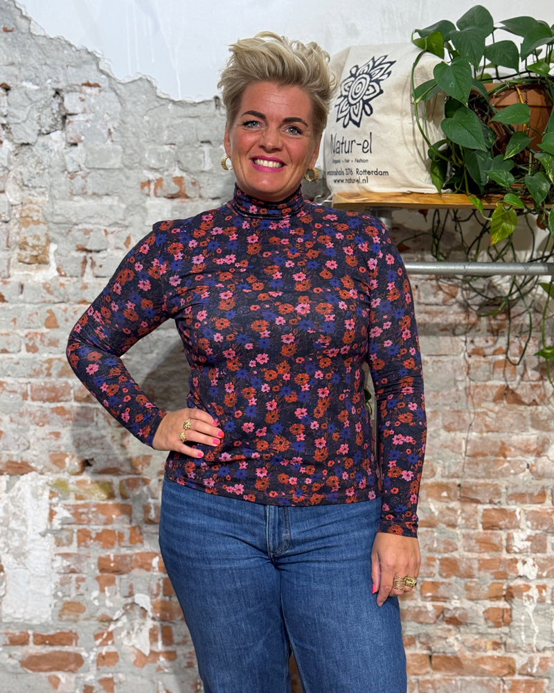 ANUKOO Shirt Fledermausarm LIV HIMBEERE Tencel