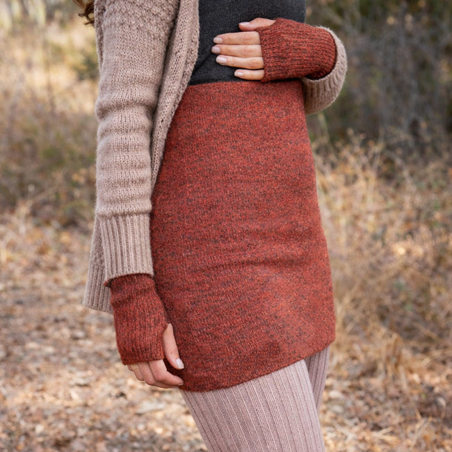 DE COLORES nierwarmer alpaca ROEST ZWART 48 REVERSIBLE