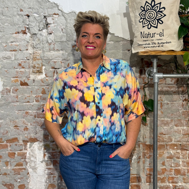 DEDICATED wijde blouse ALSVIK IKAT met print tencel