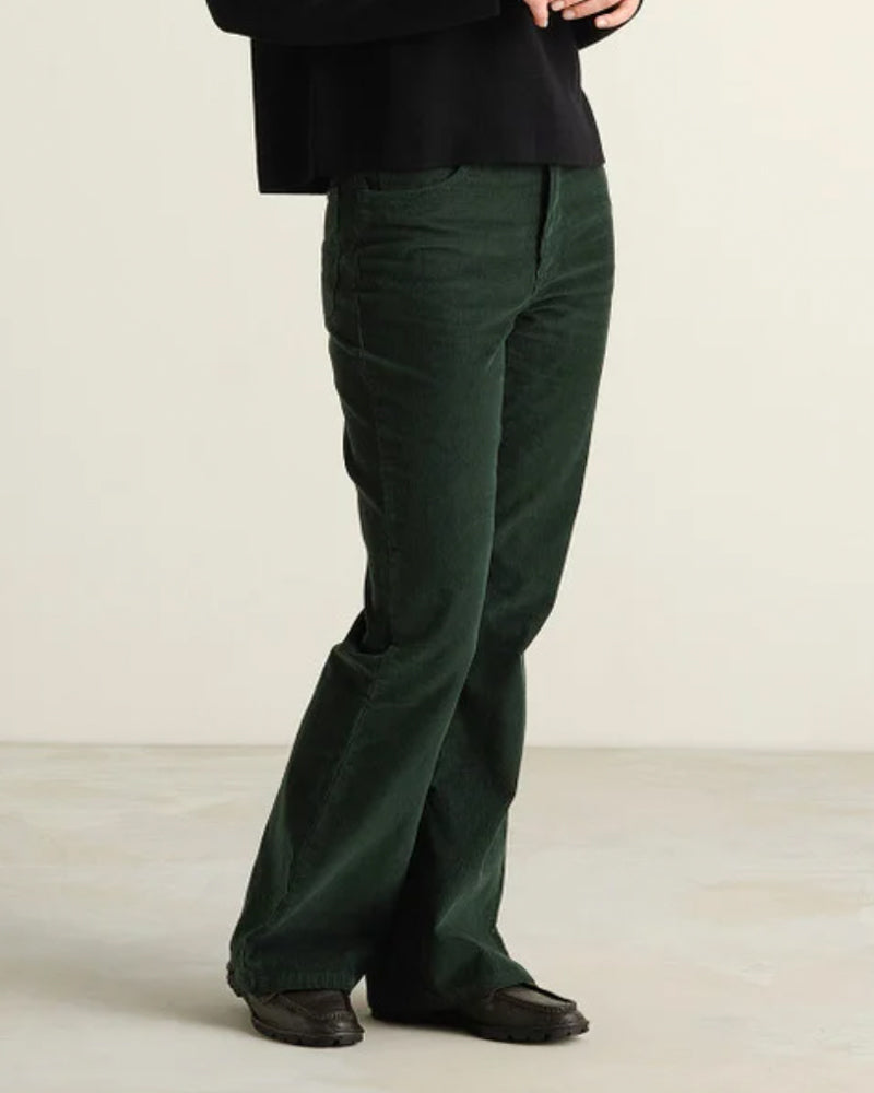 DEDICATED corduroy bootcut broek RYDA GREEN biologisch katoen