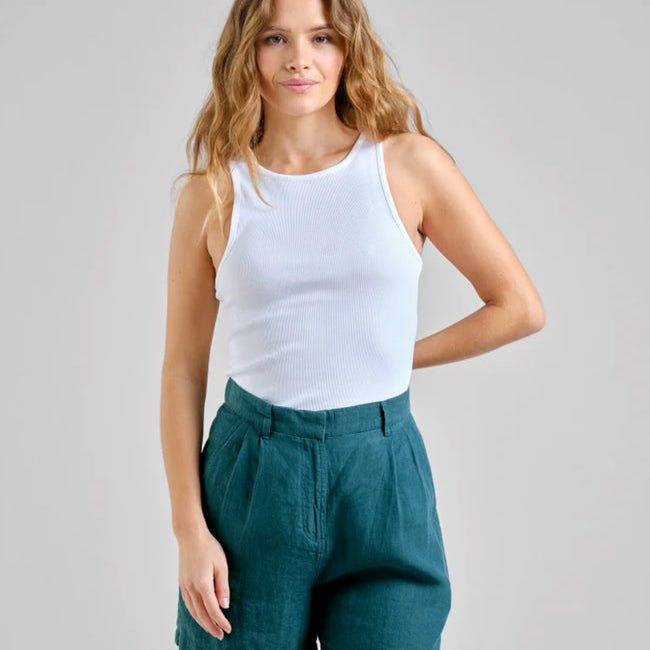 DEDICATED korte linnen broek dames DJUPVIK PETROL GREEN