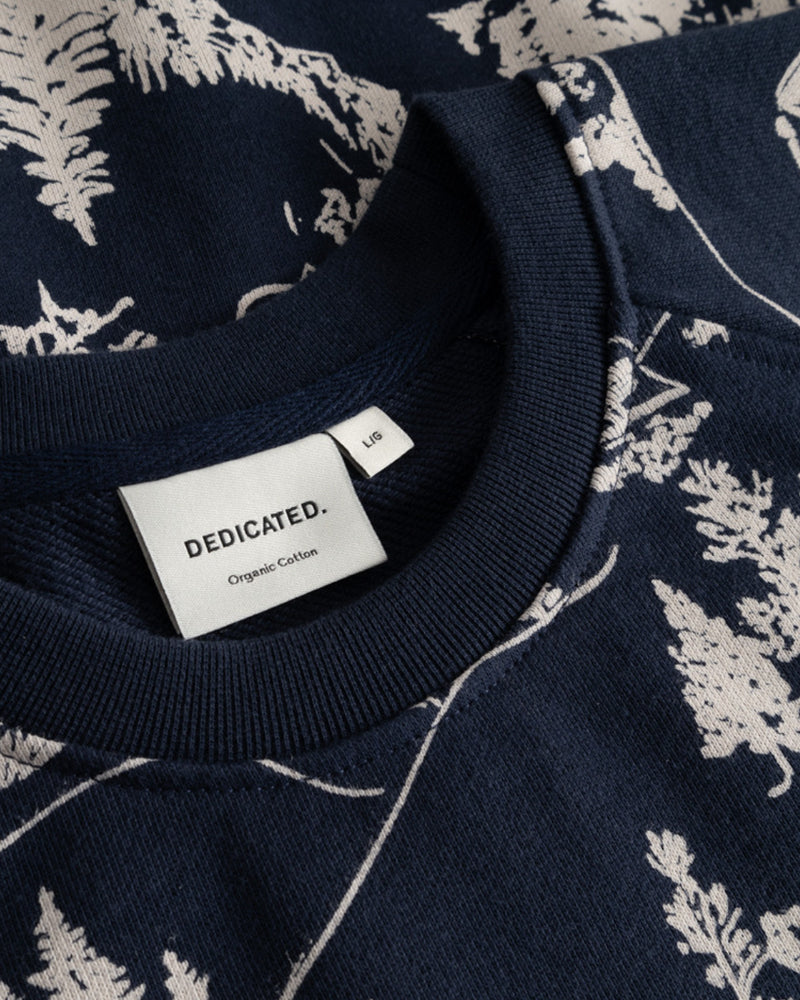 DEDICATED sweater MALMOE HILLS van biologisch katoen