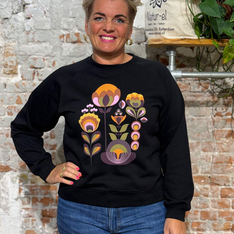 DEDICATED AUTUMN FLOWERS sweater made of organic cotton