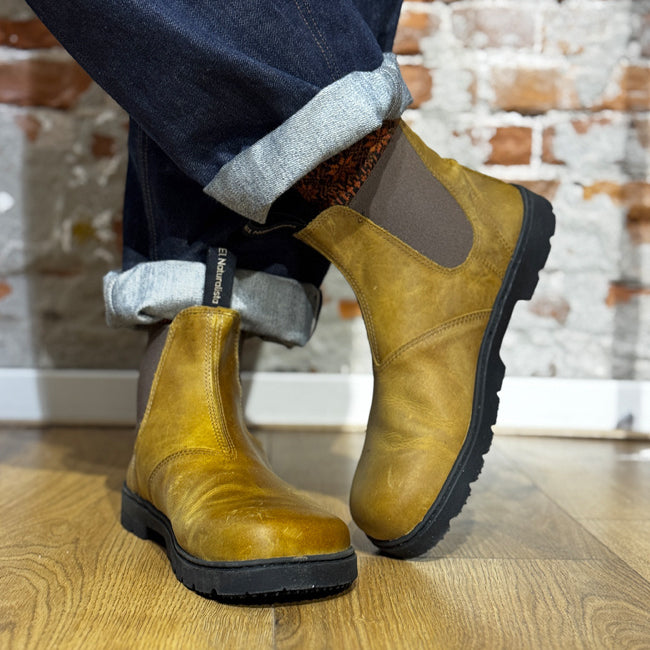 EL NATURALISTA duurzame chelsea boot MUSTARD unisex