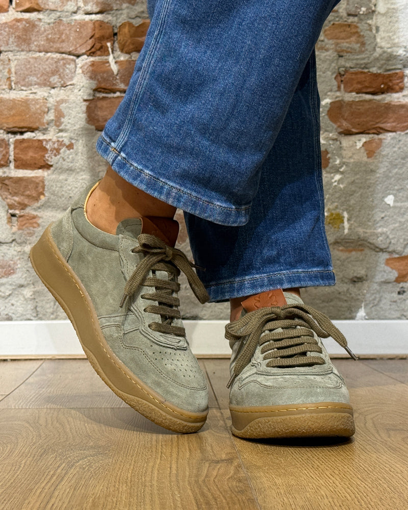 EL NATURALISTA duurzame suede sneaker GEO OLIVA