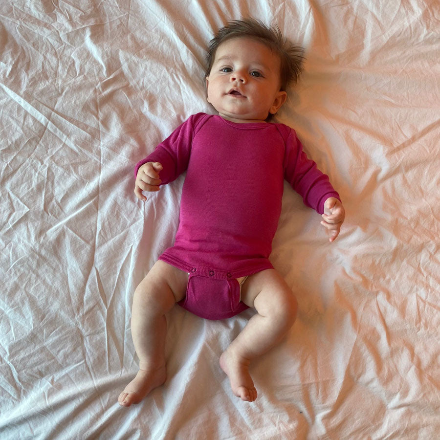 ENGEL baby romper wol zijde met LANGE MOUW effen FRAMBOOS