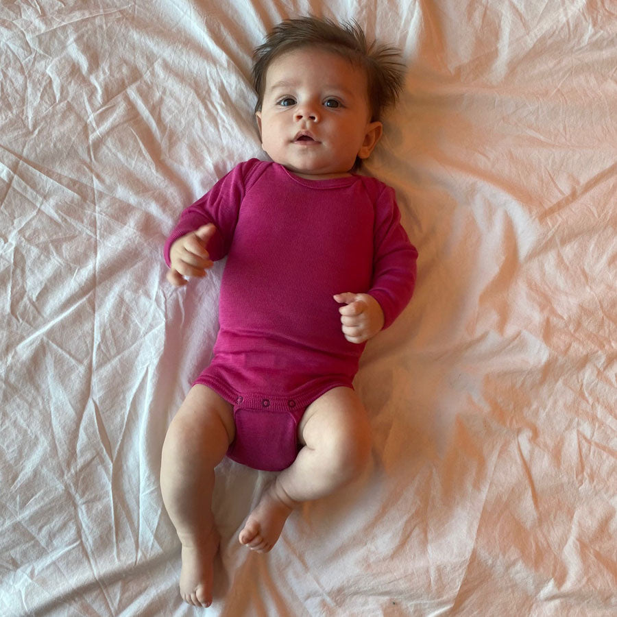 ENGEL baby romper wol zijde met LANGE MOUW effen FRAMBOOS