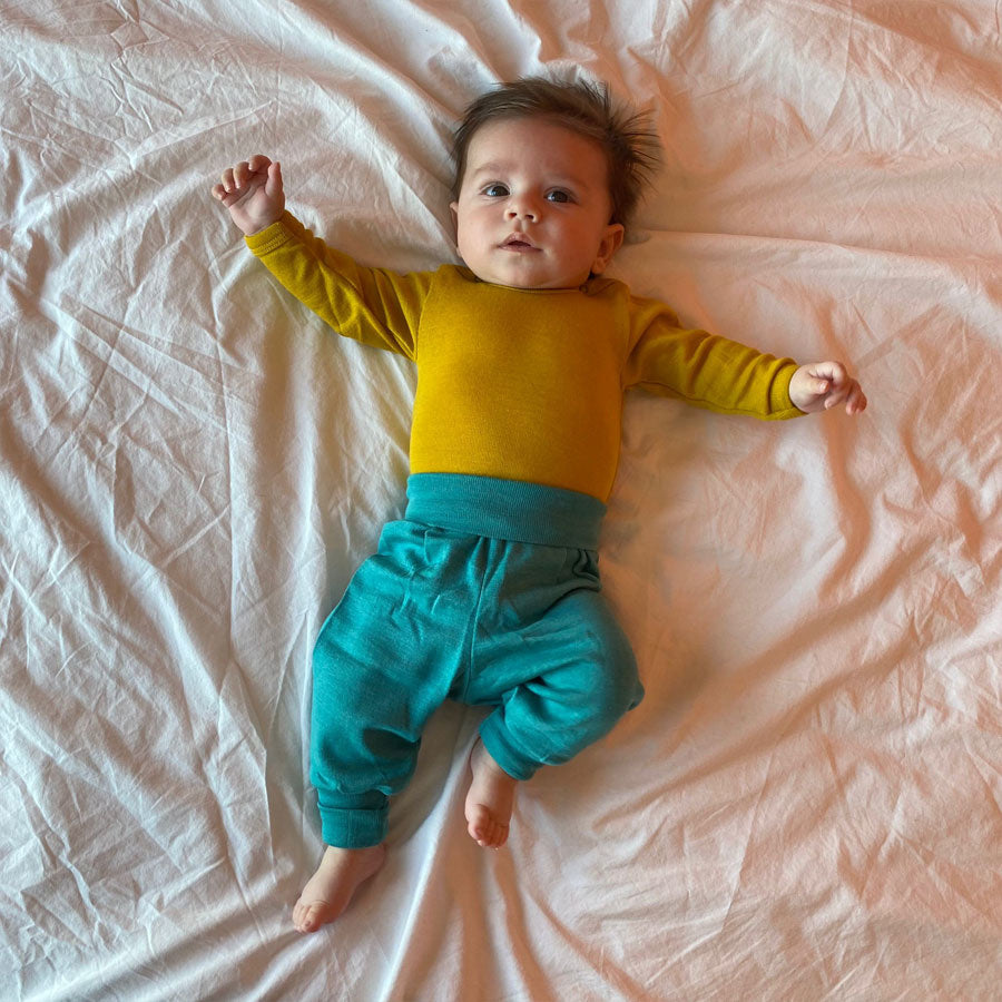 ENGEL baby romper wol zijde met LANGE MOUW effen SAFFRAAN