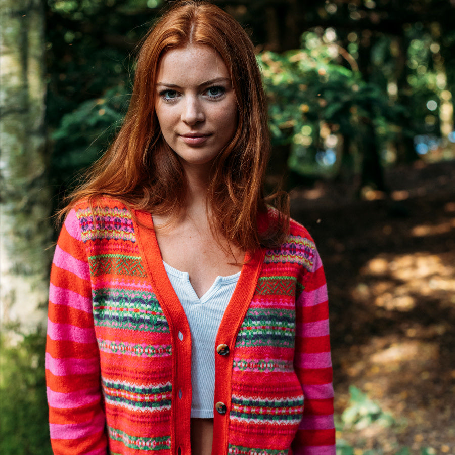 ERIBÉ lamswollen v-hals vest STOBO ROSA