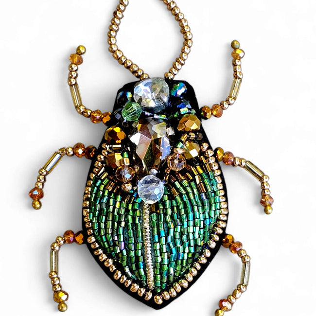 FAIRTRADE broche KEVER GROEN met pailetten en kralen