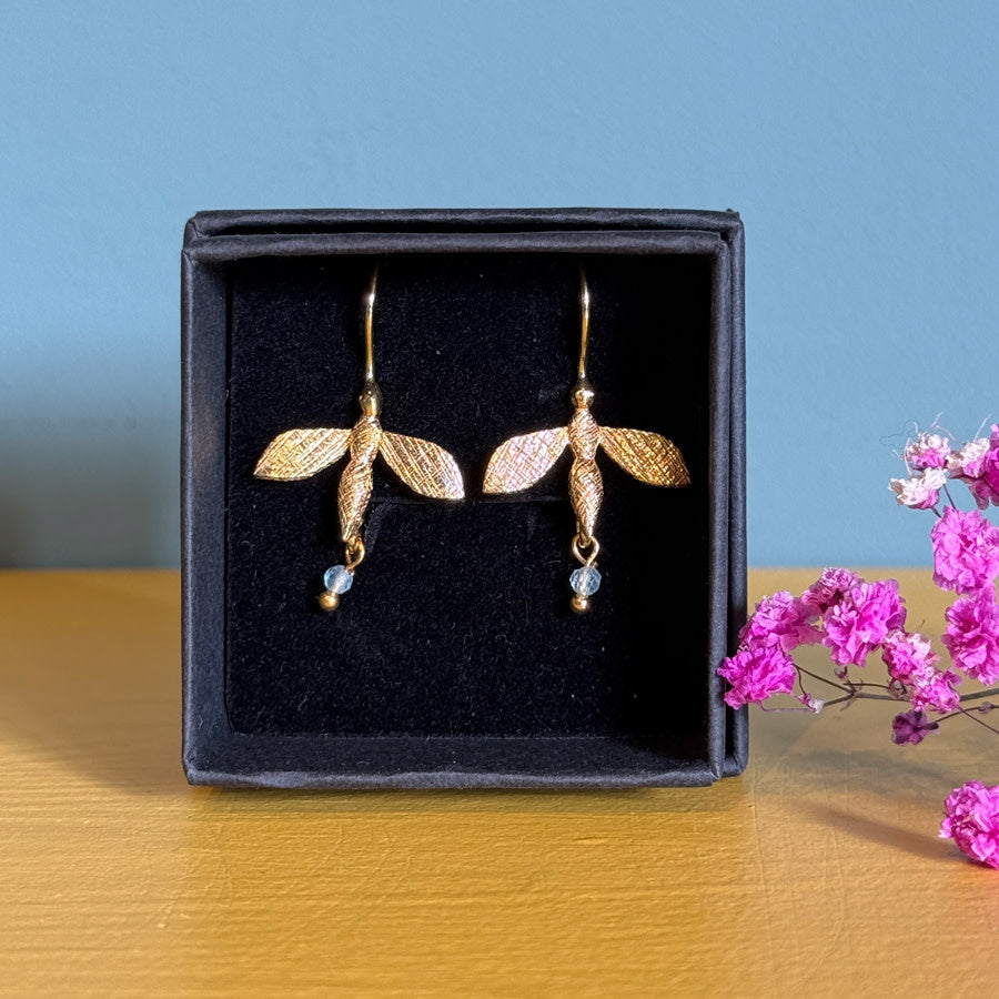 Oorbellen met half edelsteen verguld BUMBLE BEE BLUE