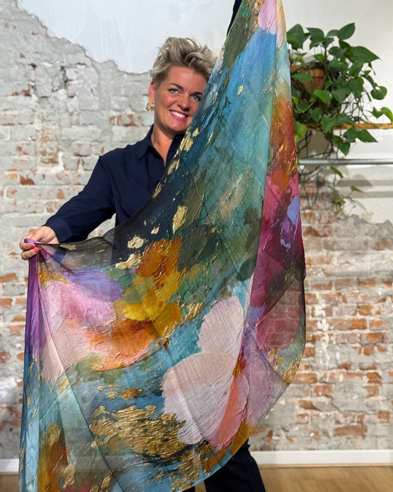 FAIRTRADE zijden sjaal met print MARMER van pure zijde