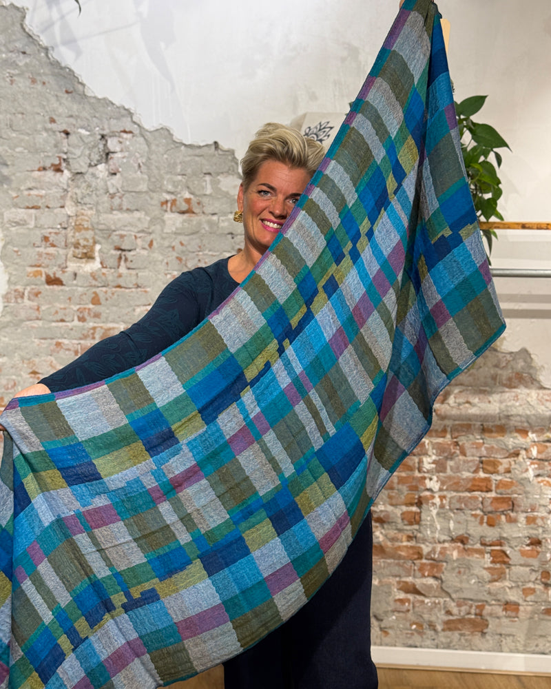 Pure wollen sjaal BLUE STRIPES van pure merino wol ZOHRA HILL