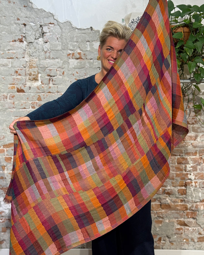 Pure wollen sjaal STRIPES MULTI van pure merino wol ZOHRA HILL