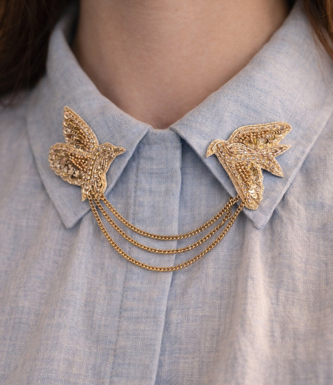 FAIRTRADE broche DOVES met pailetten en kralen