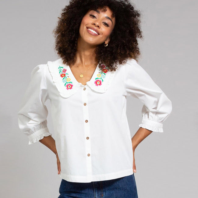 KITE witte blouse met borduursel LIV van biologisch katoen poplin