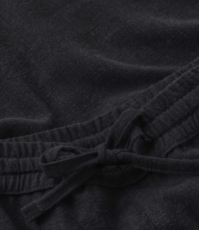 Wijde korte broek short YESSIN BLACK van linnen en tencel