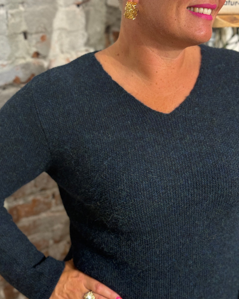 LES RACINES DU CIEL 100% baby alpaca trui met v-hals ILOE GREEN