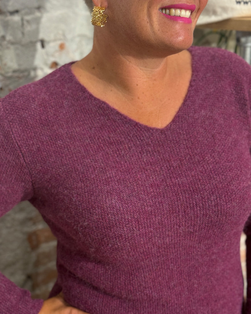 LES RACINES DU CIEL 100% baby alpaca trui met v-hals ILOE PLUM