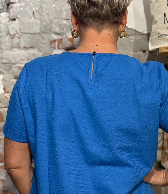 MADNESS blouse met plooi DOBBY BLUE biologisch katoen