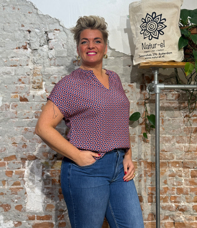 MADNESS v-hals blouse LISA FLOWERSTAR van tencel