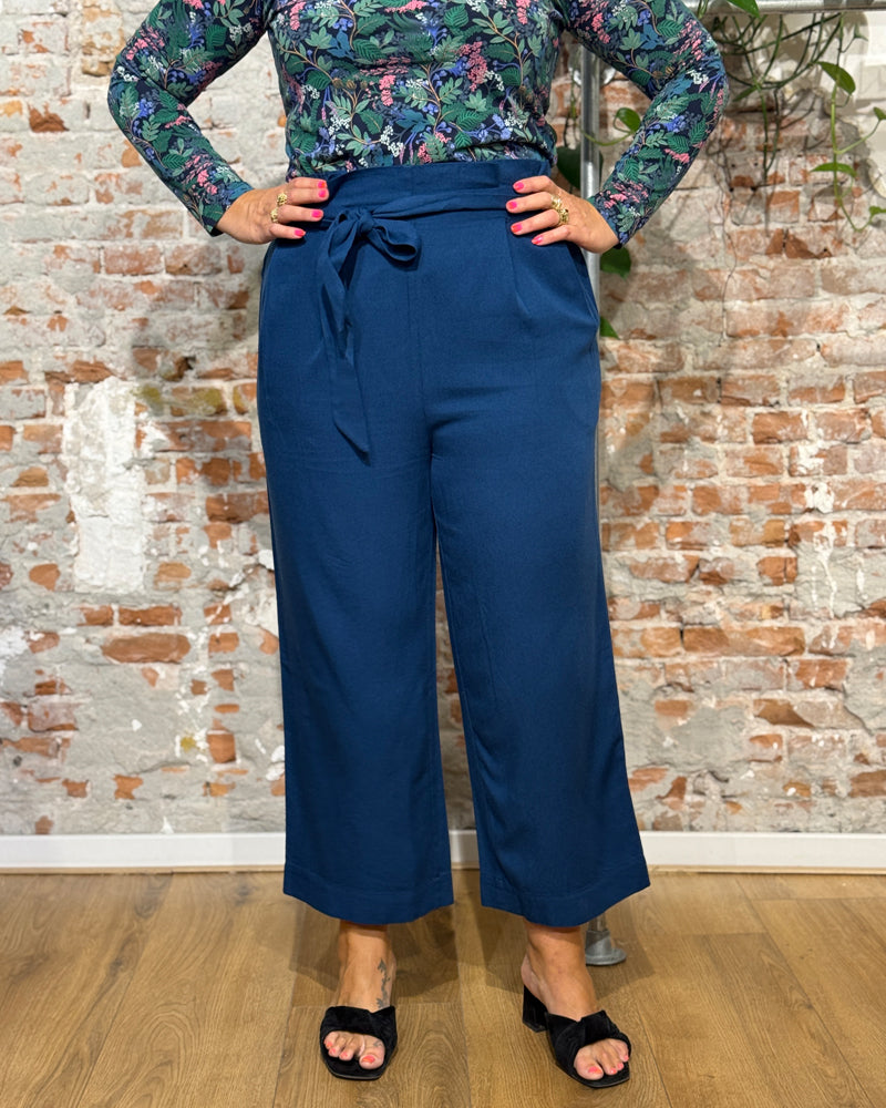 MADNESS paperbag broek MARE BLUE van ecovero en wol