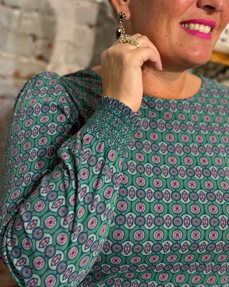 MADNESS shirt met pofmouwen JIVA TILE GREEN biologisch katoen