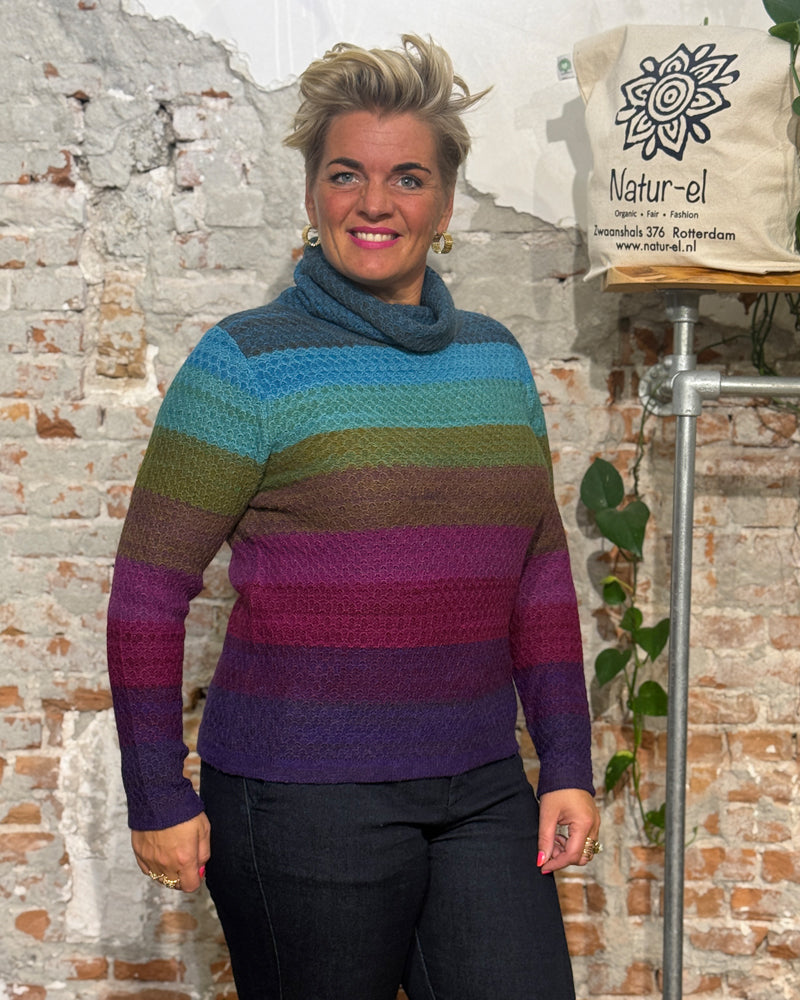 RAINBOW 100% alpaca wool turtleneck sweater