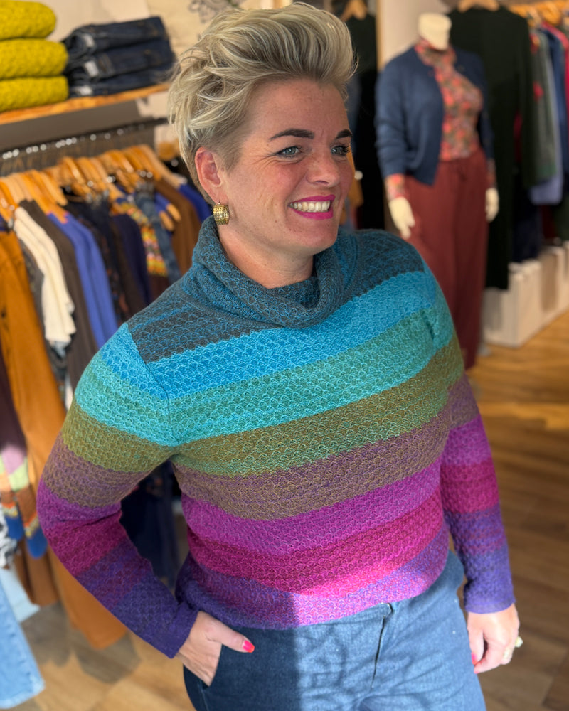 RAINBOW 100% alpaca wool turtleneck sweater