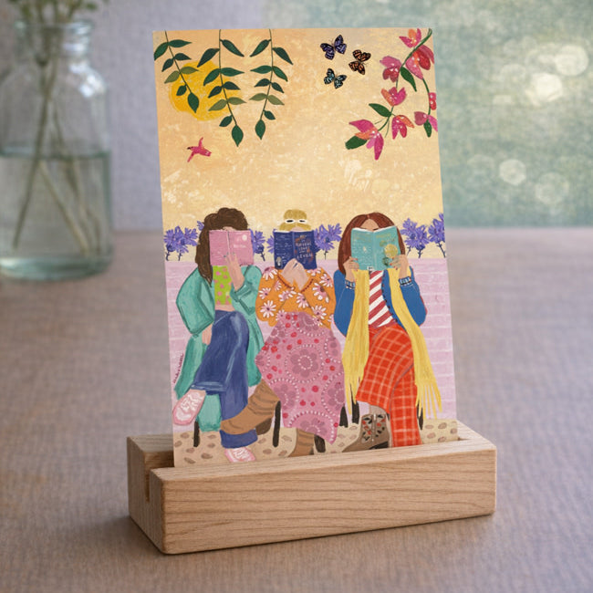 Wens kaart THREE GIRLS READING van studio Lawiene A6