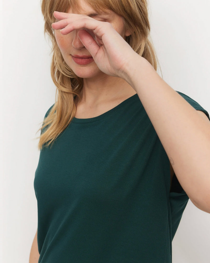 RECOLUTION shirt met kapmouw MITHILA GREEN ecovero