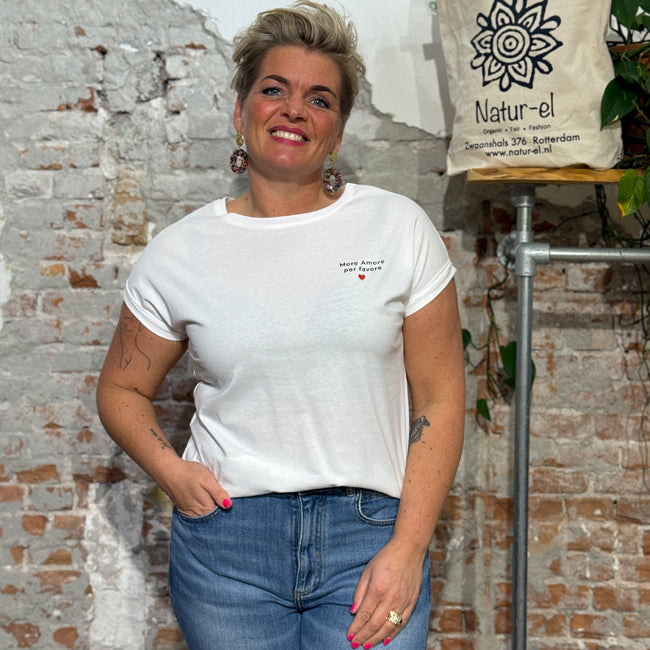 RECOLUTION wit shirt LIV MORE AMORE van biologisch katoen