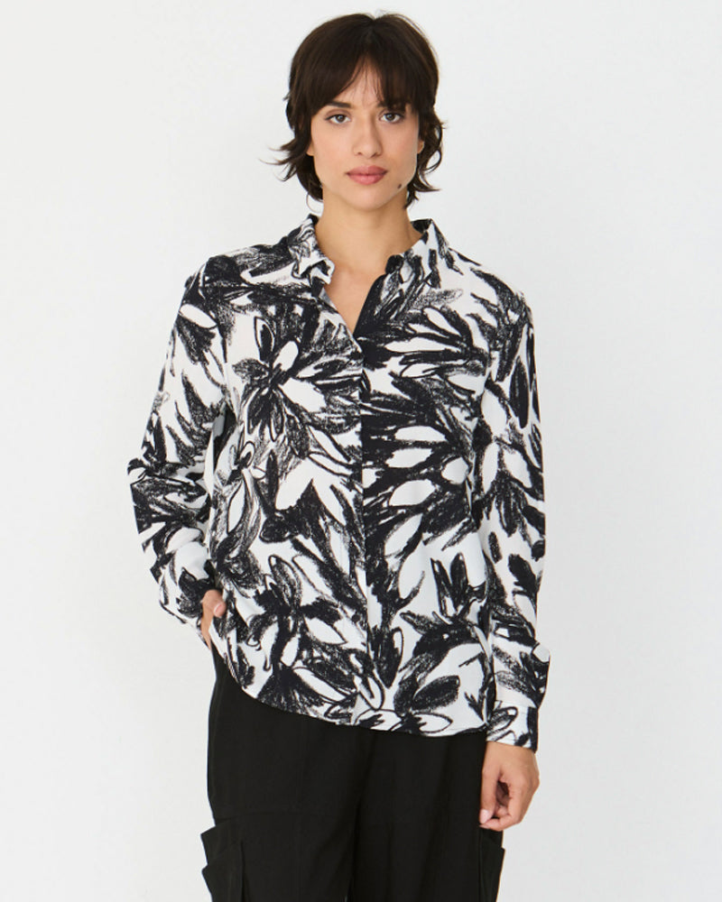 SKFK Bluse ASUNE CAMEL BROWN aus Bio-Baumwolle und Ecovero