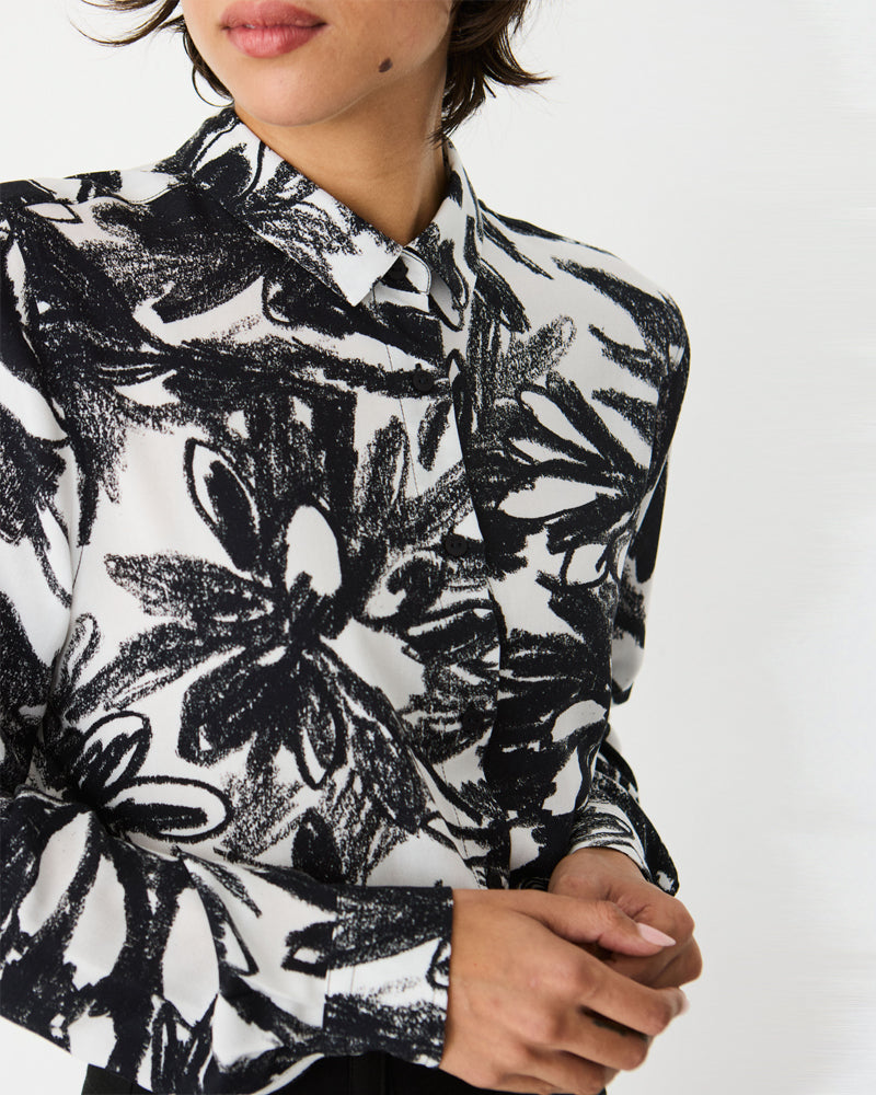 SKFK Bluse ASUNE CAMEL BROWN aus Bio-Baumwolle und Ecovero