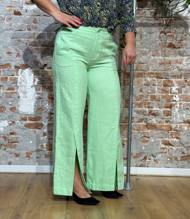 SKFK broek split in pijp NAREA LIGHT GREEN