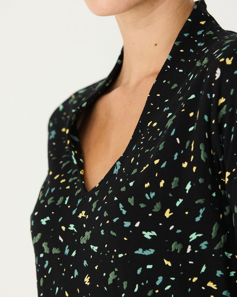 SKFK v-hals shirt met print JURDANA GREEN biologisch katoen