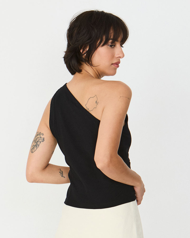 SKFK one shoulder top KRIS BLACK van biologisch katoen