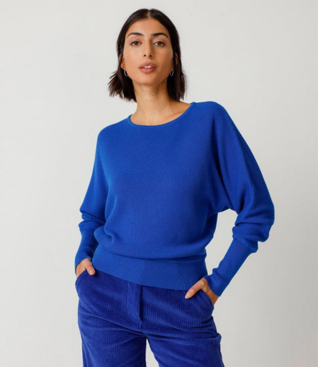 SKFK batwing trui IBAR BLUE biologisch katoen