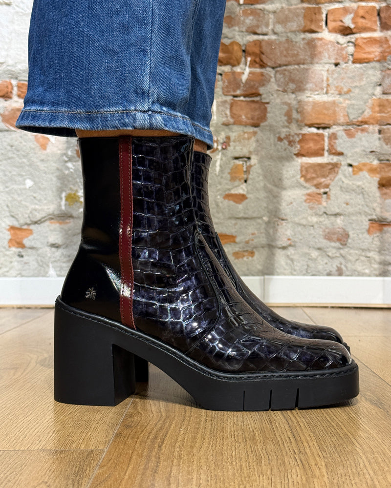 ART sustainable PATENT LEATHER BOOTS with heel BERNA SNAKE